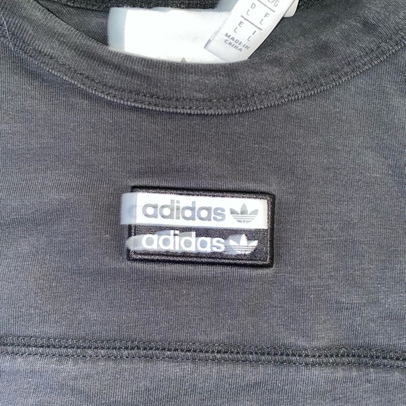 Adidas Color block Crewneck Size L - Picture 2 of 4